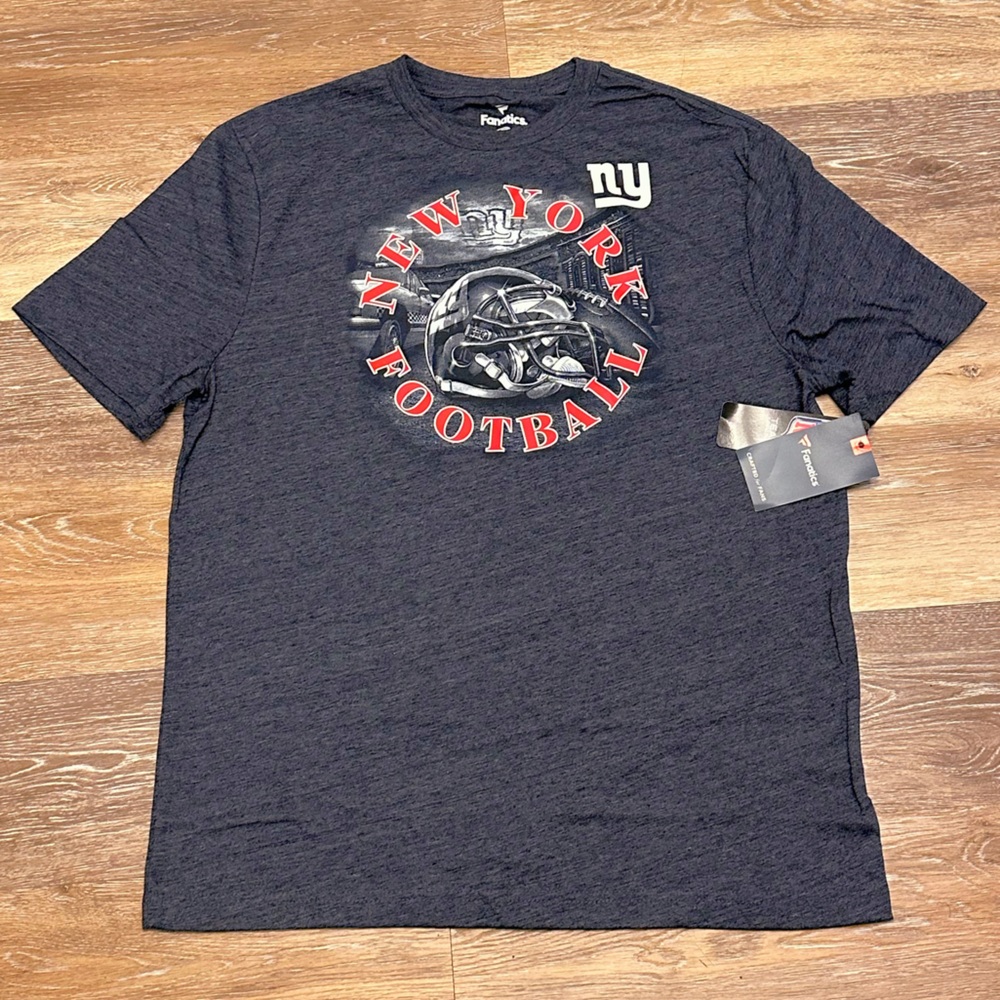 NWT Fanatics NY Giants football tee